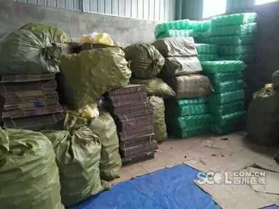 遂寧兩男子制售大量假\x26quot;藍(lán)月亮、立白\x26quot;等品牌洗護(hù)用品被查!